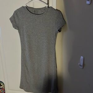 Elie Tahari Gray short sleeve dress